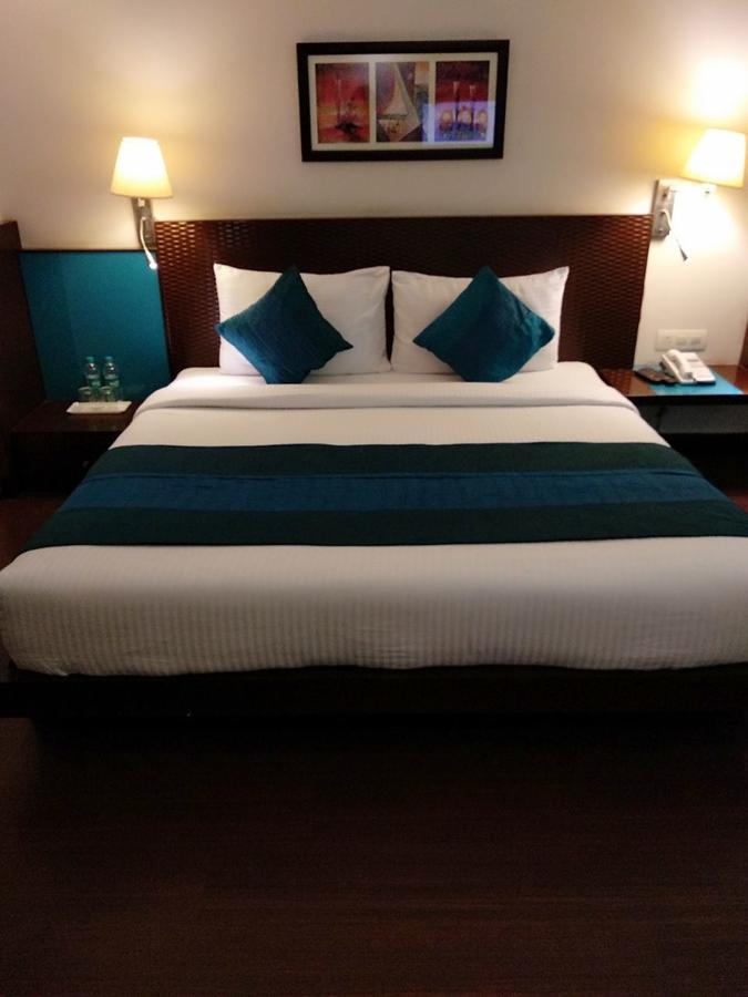 Hotel Sewa Grand Faridabad Bagian luar foto