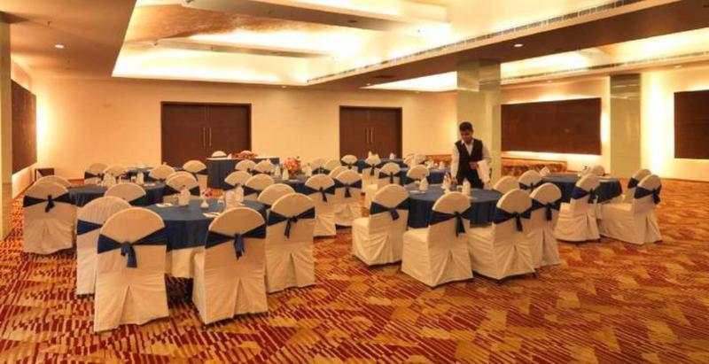 Hotel Sewa Grand Faridabad Bagian luar foto